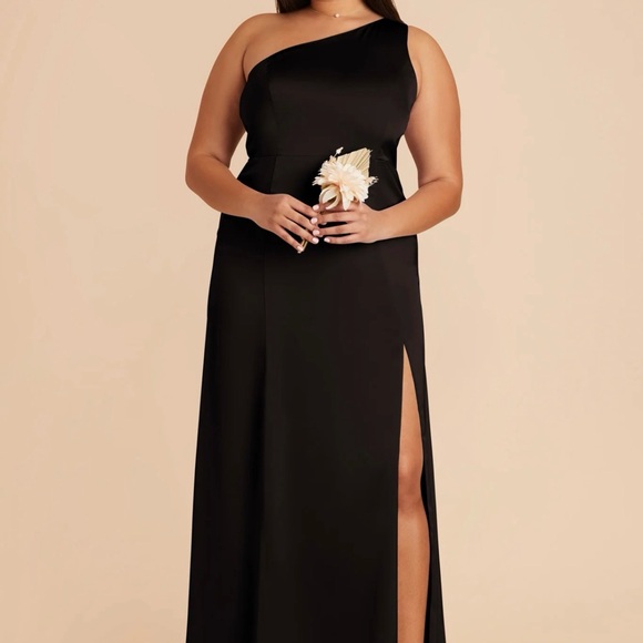 Chic One-Shoulder Black Evening Dress - Picture 7 of 8